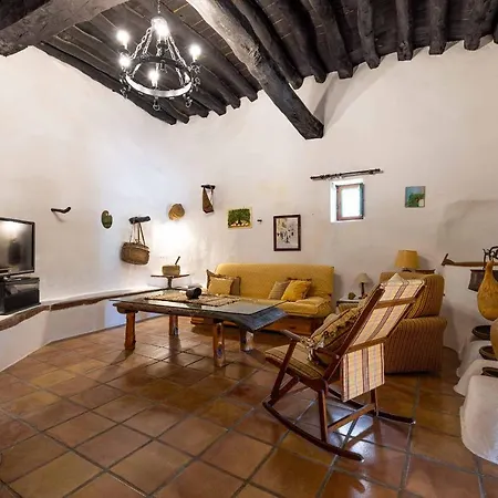 Villa Puig Blanc Montecristo